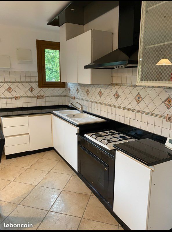 Appartement 4 pièces 94 m² · à Albertville · 94 m² · 900 €/mois