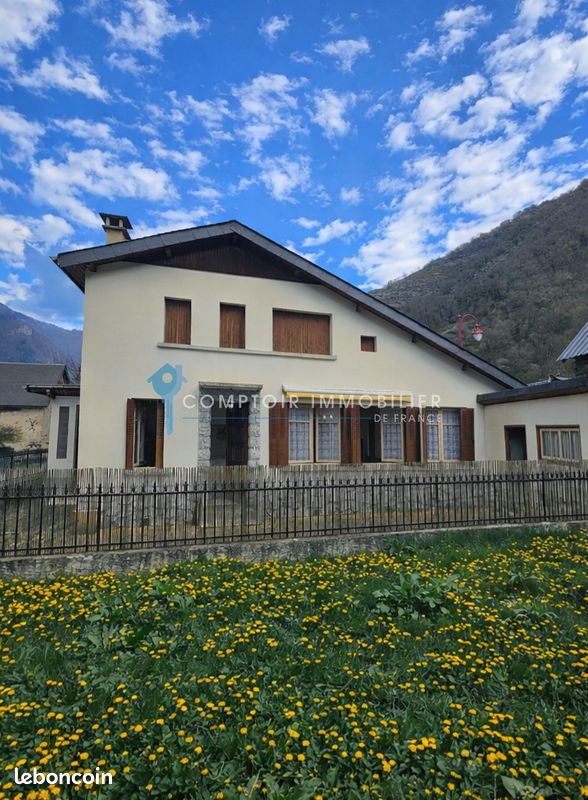 Maison 6 pièces 130 m² · à Salles-Et-Pratviel · 130 m² · 171 000 €