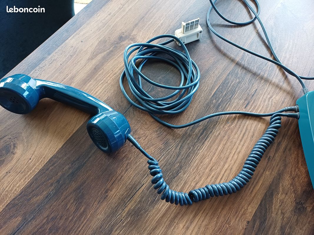 Ecouteur Téléphone Socotel S63 - Version Grise Avec Pastille Et Support - France