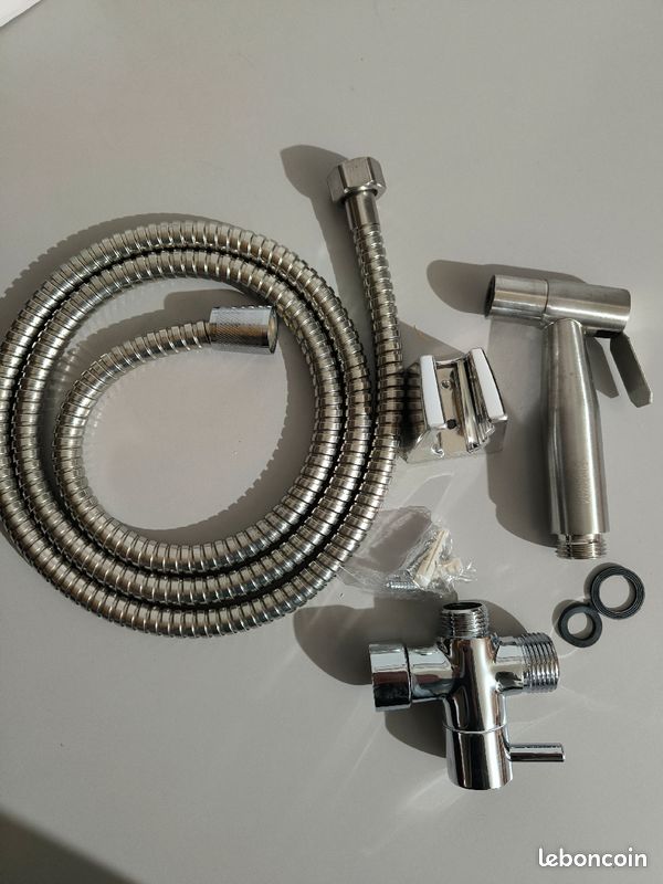 Kit douchette WC/ bidet neuf (image 2)