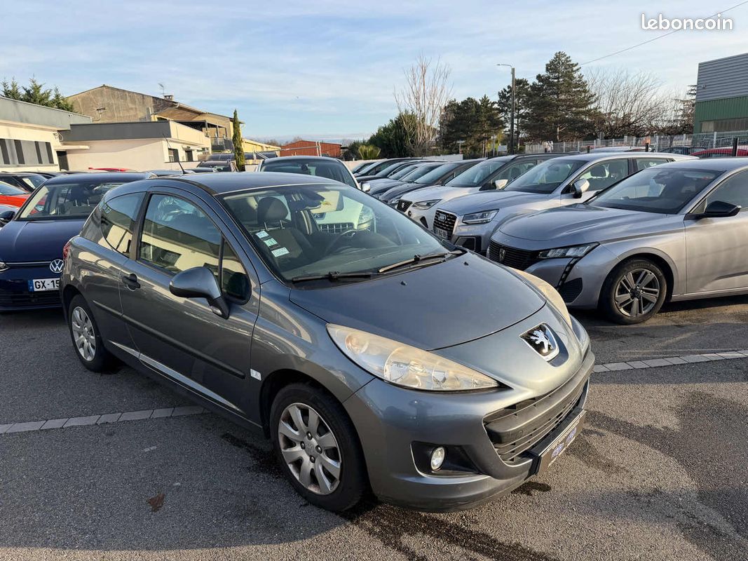 Peugeot 207 affaire 1.6 hdi 90 pack cd clim confort garantie (image 4)