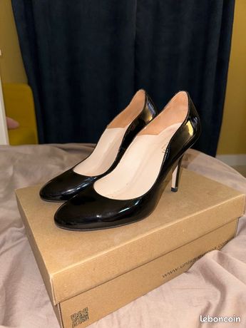 Escarpins Minelli Vintage En Cuir Noir - Taille 40.5 - Talon Moyen - Occasion Bon état