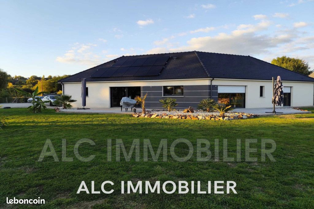 Maison 4 pièces 164 m² · à Neufchâtel-en-Saosnois · 164 m² · 380 000 €
