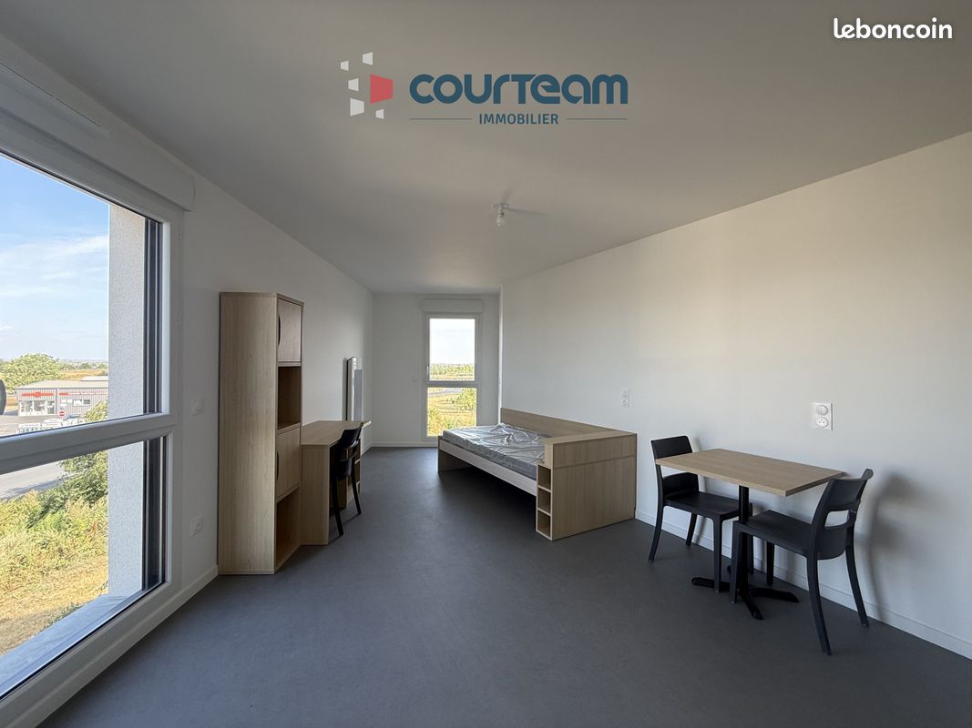 Appartement 1 pièce 27 m² · à Colombelles · 27 m² · 550 €