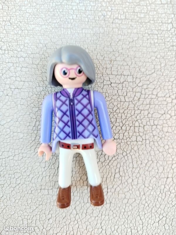 Playmobil grand mère parfait état (image 1)