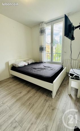 https://img.leboncoin.fr/api/v1/lbcpb1/images/f7/18/32/f71832c285192a65e0aa342e6a1908de96cb4cb1.jpg?rule=ad-image