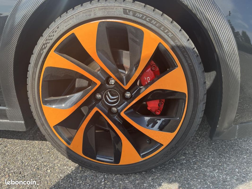 DS DS 3 1.6 THP 16V - 202 BERLINE Racing (image 24)