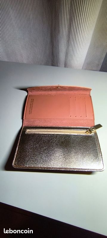 Pochette Des Petits Hauts (image 2)