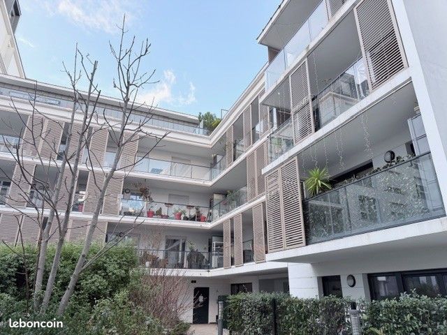Appartement 3 pièces 69 m² · à Maisons-Alfort · 69 m² · 450 000 €