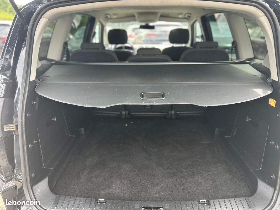 FORD S-MAX Titanium (03.2010->) (image 34)