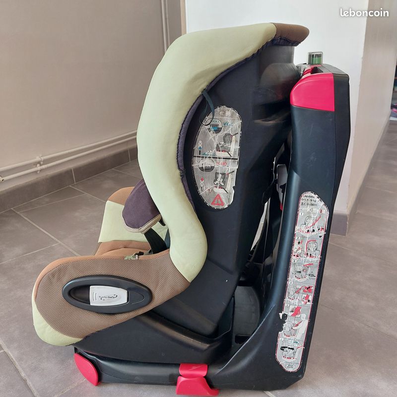 Siège auto Pivotant Axiss Bébé Confort (image 11)