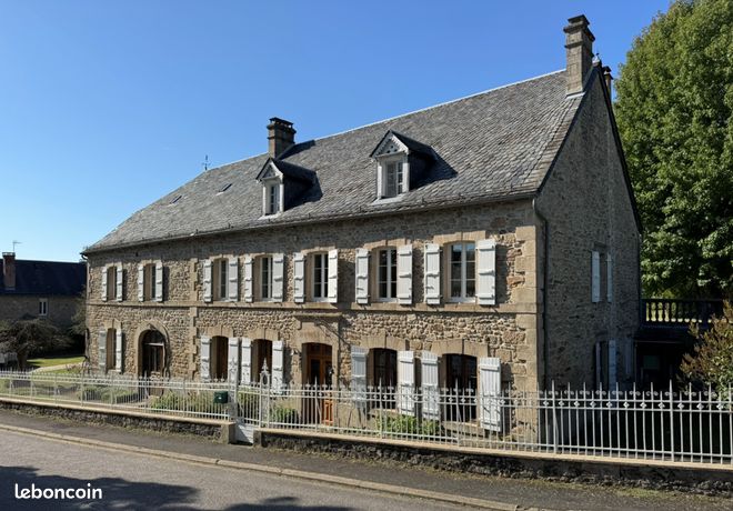Propriété 12 pièces 307 m²
