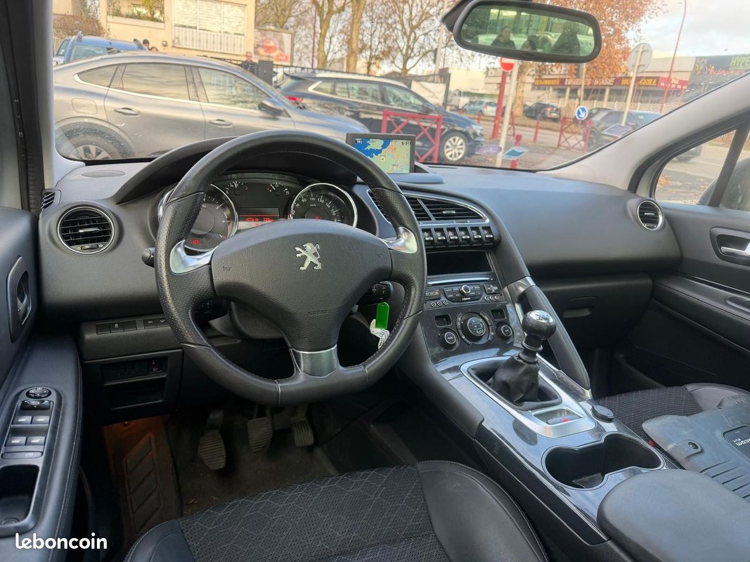 PEUGEOT 3008 1.2 130ch SS BVM6 Féline/GPS/CUIR/CREDIT (image 9)