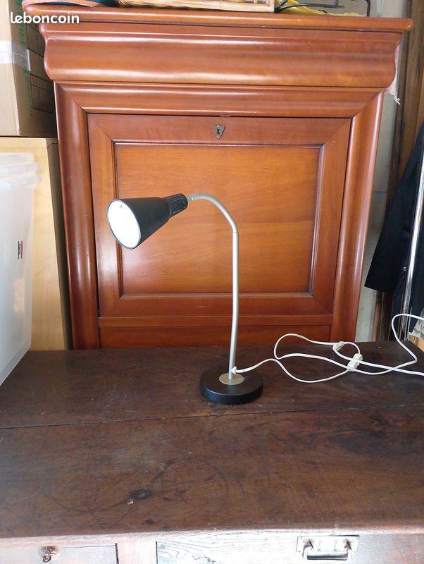 Lampe de bureau (image 5)