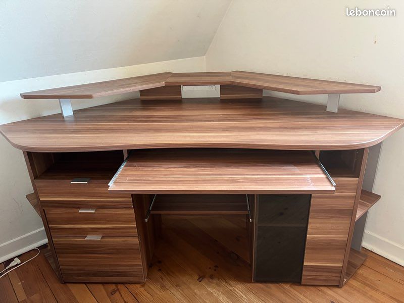 Bureau et chaise (image 2)