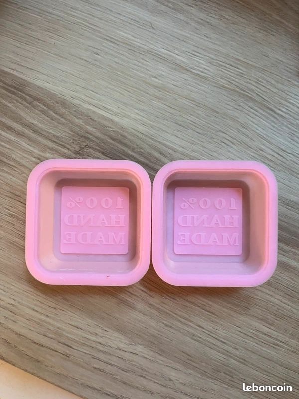 Lot de 2 moules à savons en silicone (image 1)