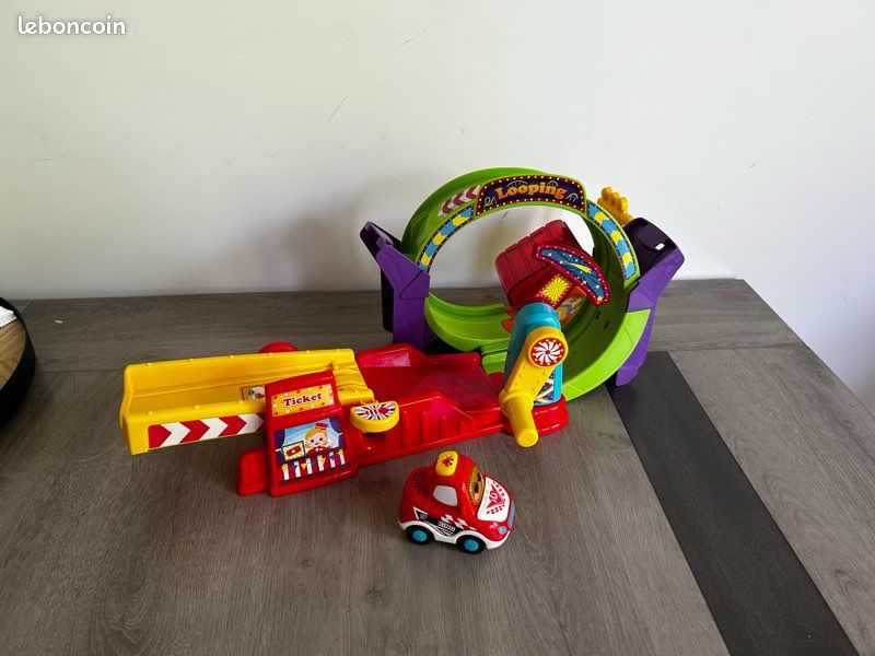 Globe Trotteur Jouet Trotteur Tut Tut Bolide VTech Circuit De