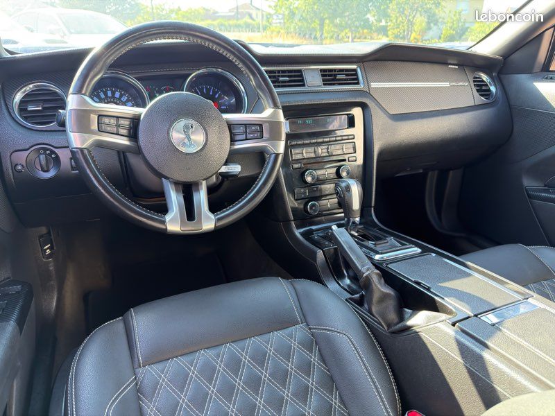 Ford Mustang Cabriolet 3.7i V6 307cv BVA 2014 (image 8)