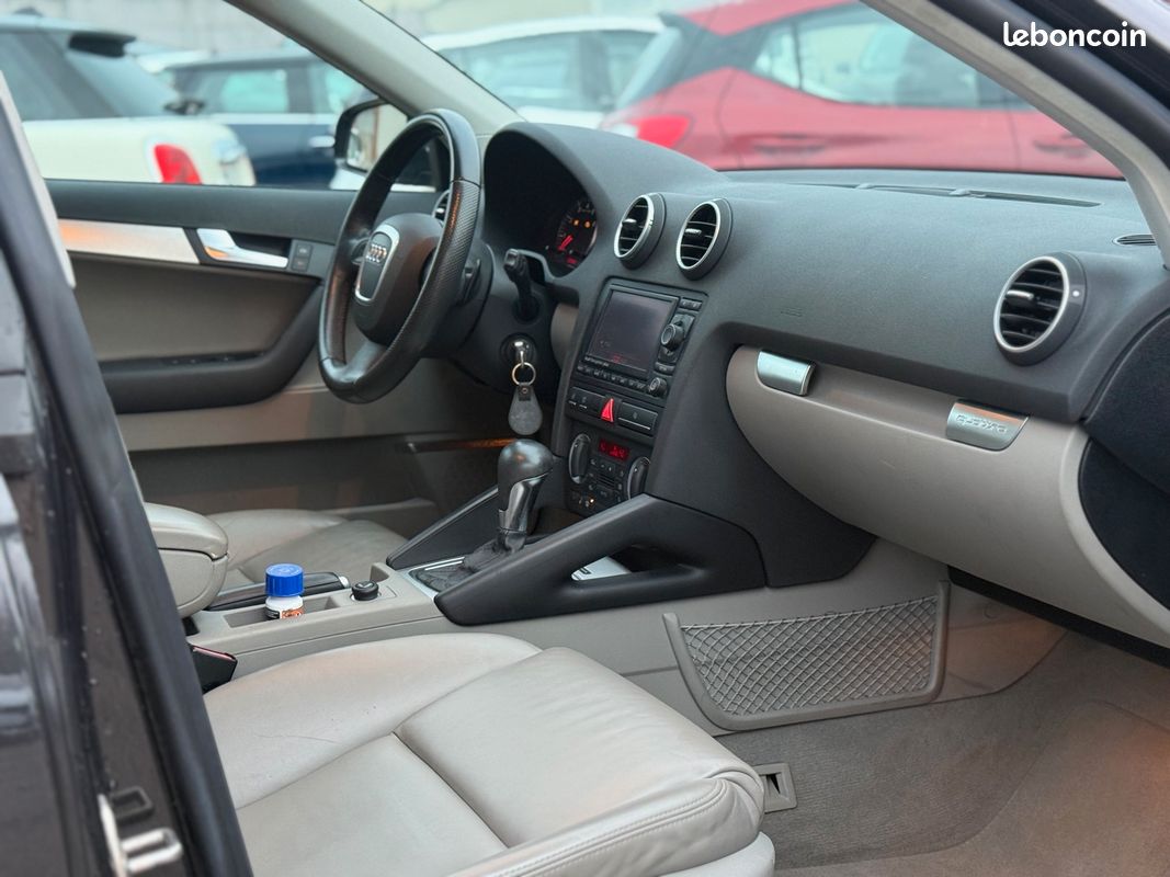 MAGNIFIQUE AUDI A3 3.2 Quattro Ambition Luxe S-Tronic A * Gps * Toit Ouvrant (image 5)