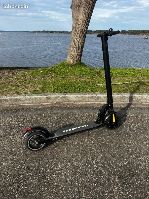 Trottinette électrique (image 1)