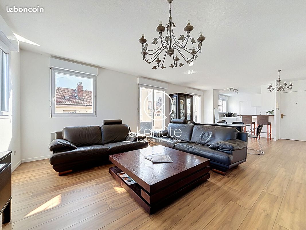 Appartement 5 pièces 119 m² · à Lyon 3 · 119 m² · 749 000 €