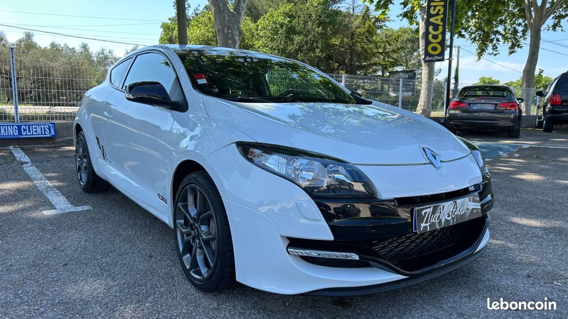 Renault Mégane III Coupé 2.0 16V 265cv RS 1er Main garantie 12 mois (image 3)