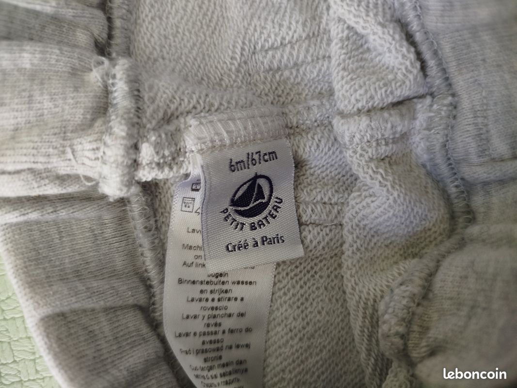 Lot 2 joggings Petit Bateau 6 mois (image 3)