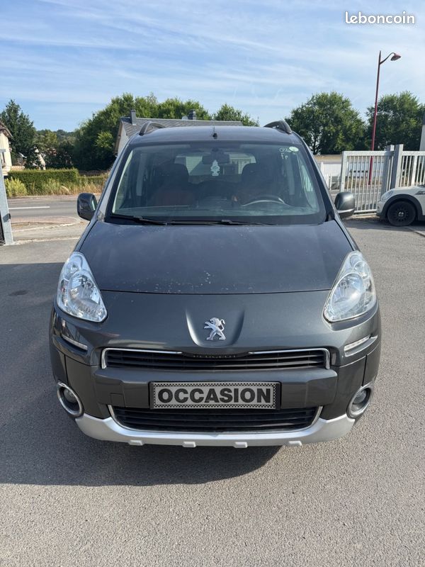 Peugeot Partner 1.6hdi 75 2eme main excellent etat (image 2)