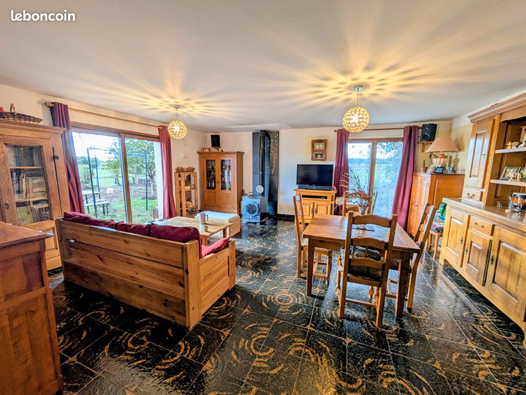 Maison 9 pièces 178 m² · aux Ventes · 178 m² · 226 000 €
