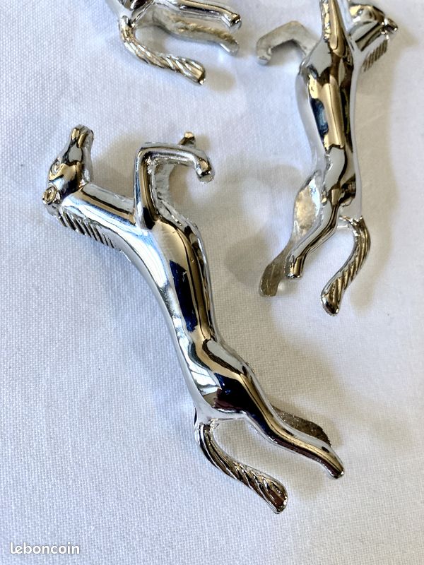 Porte-couteaux en métal argenté / Chevaux - Canada
