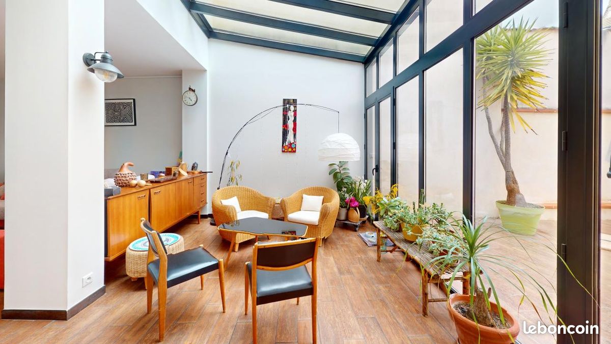 Maison 7 pièces 232 m² (image 2)