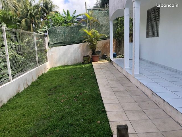 Maison 3 pièces 64 m² · à Sainte-Anne · 64 m² · 870 €