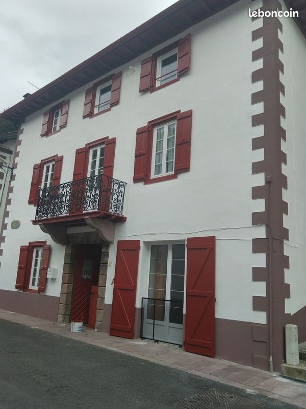 Maison 5 pièces 171 m² · à Arnéguy · 171 m² · 210 000 €
