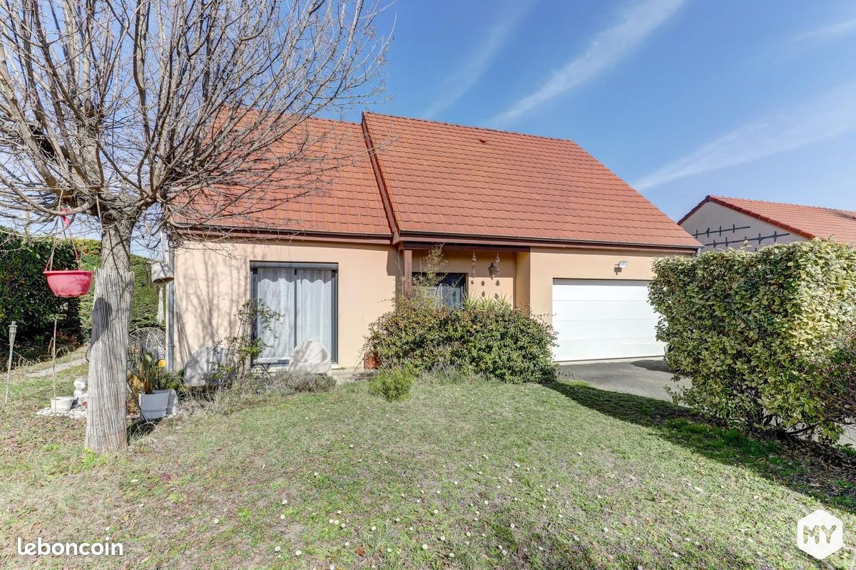 Maison 7 pièces 155 m² · à Pérignat-lès-Sarliève · 155 m² · 355 000 €