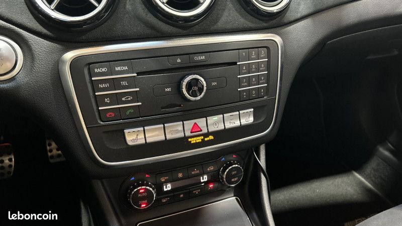 Mercedes CLA SHOOTING BRAKE 250 FASCINATION 7G-DCT (image 23)