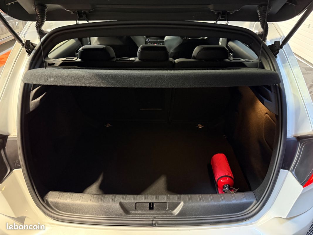 PEUGEOT 308 1.6 THP 270ch GTI BY-PEUGEOT-SPORT (image 13)