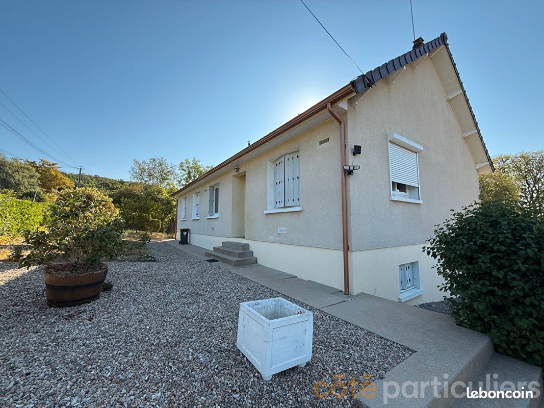 Maison 6 pièces 109 m² · à Saint-Amand-Montrond · 109 m² · 153 990 €