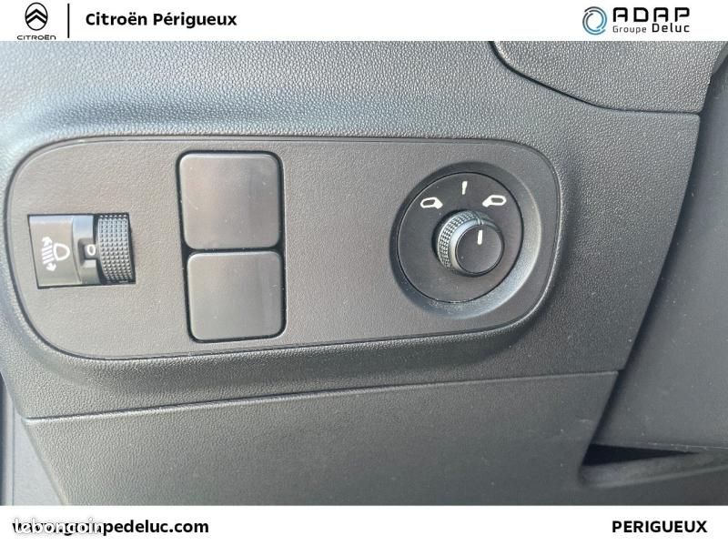 Citroen C3 1.2 PureTech 83ch S&S Feel Pack (image 18)