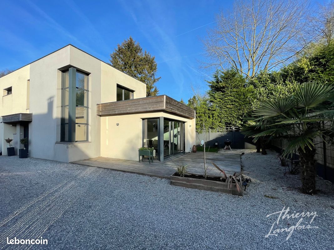 Maison 5 pièces 130 m² · à Sainghin-en-Mélantois · 130 m² · 519 000 €