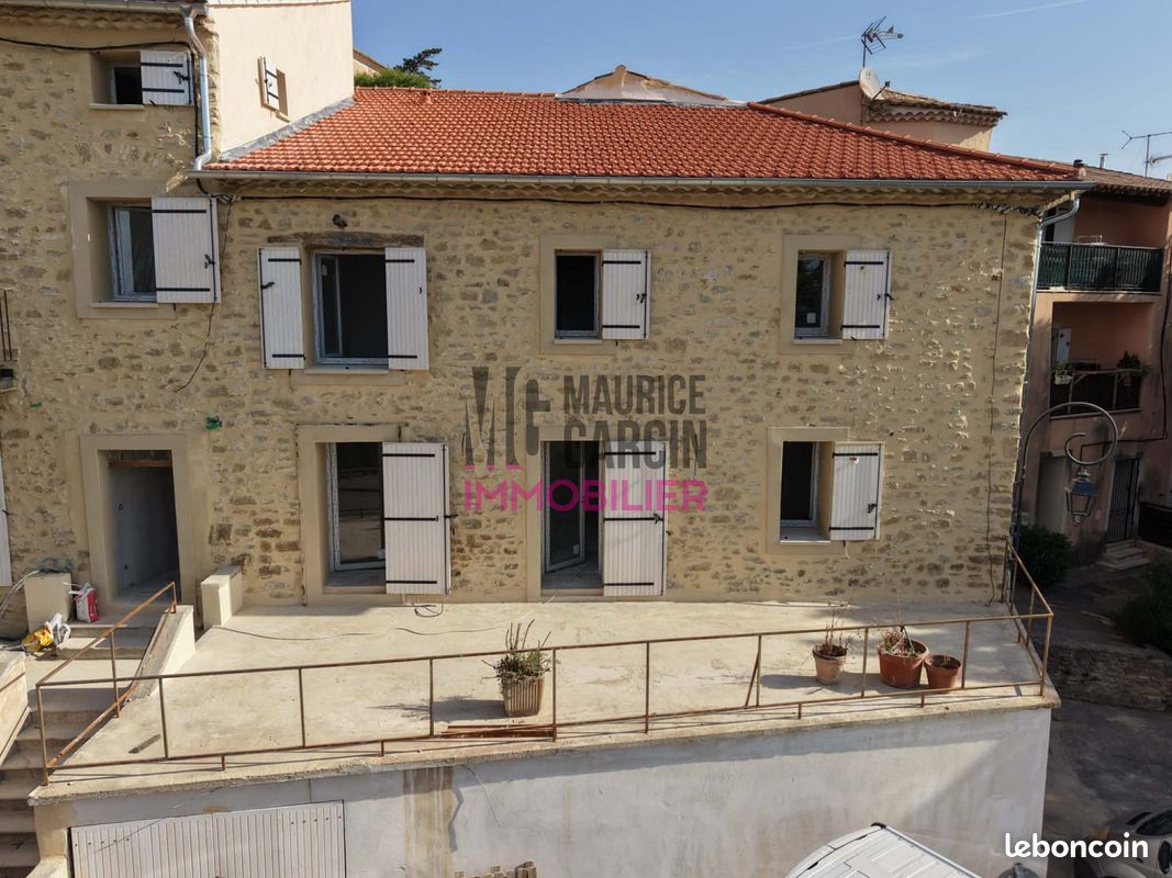 Maison 4 pièces 87 m² · à Vacqueyras · 87 m² · 316 500 €