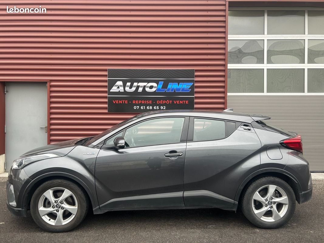 TOYOTA C-HR HYBRIDE PRO RC18 Dynamic Busines/Entretien complet/Garantie 12 mois (image 5)