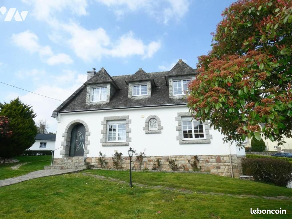 Maison 6 pièces 137 m² · à Châteauneuf-du-Faou · 137 m² · 234 150 €