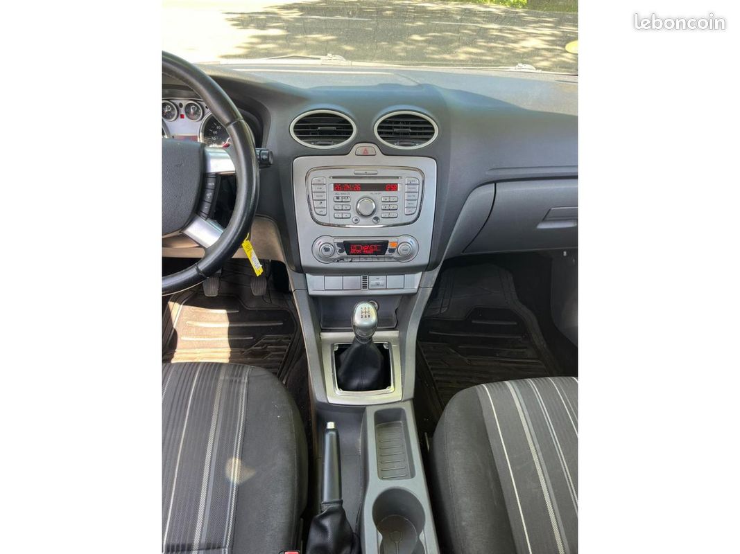 FORD FOCUS DEPOT VENTE 1.6 TDCi - 90 Titanium (image 13)