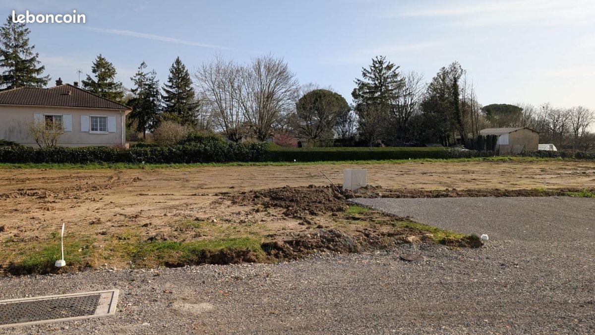 Terrain 382 m² Prahecq · 36 900 €