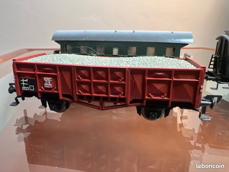 Lot De 4 Wagons HO Fleischmann/Roco - Porteurs De Grumes Et Tombereau - Occasion