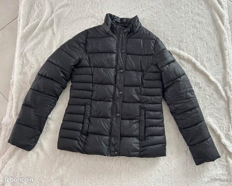 Manteau Kaporal Noir Avec Capuche Pour Garçon 14 Ans - Occasion Très Bon état, Matelassé Polyester