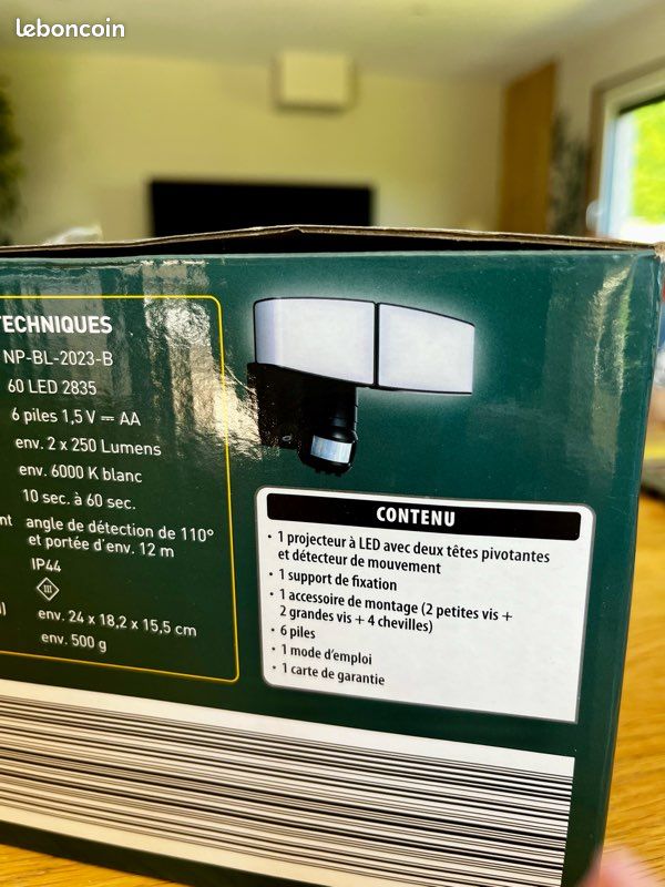 Projecteur LED à piles 🔋 (image 4)