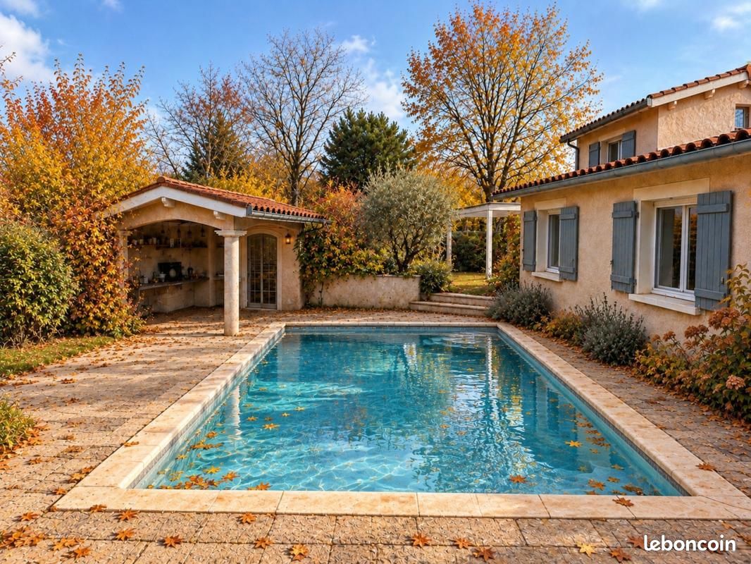 Maison 6 pièces 144 m² · à Savigneux · 144 m² · 444 000 €