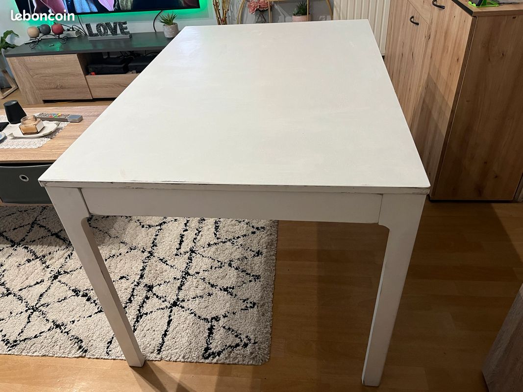 Table à vendre (image 1)