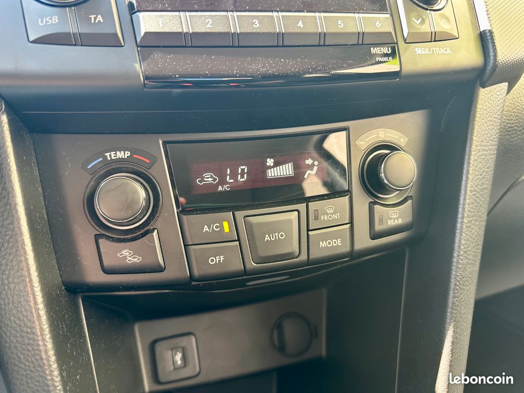 SUZUKI SWIFT III 1.6 VVT 136 SPORT 3P-10/2014-Bluetooth-Sièges Baquets/Chauffants-Régulateur-Alarme-Radars-Révisée-Parfait Etat-Historique Complet SUZUKI (image 10)